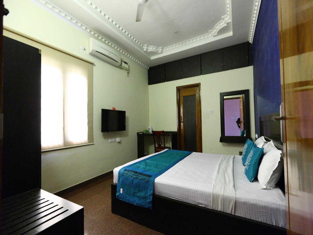 Bed and Breakfast Oyo 7355 Covinille à Madurai Extérieur photo