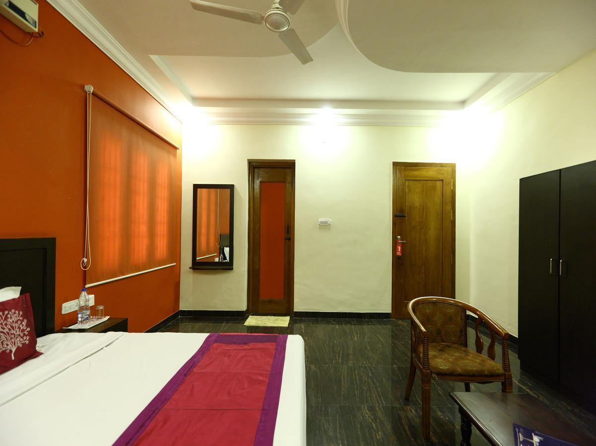 Bed and Breakfast Oyo 7355 Covinille à Madurai Extérieur photo